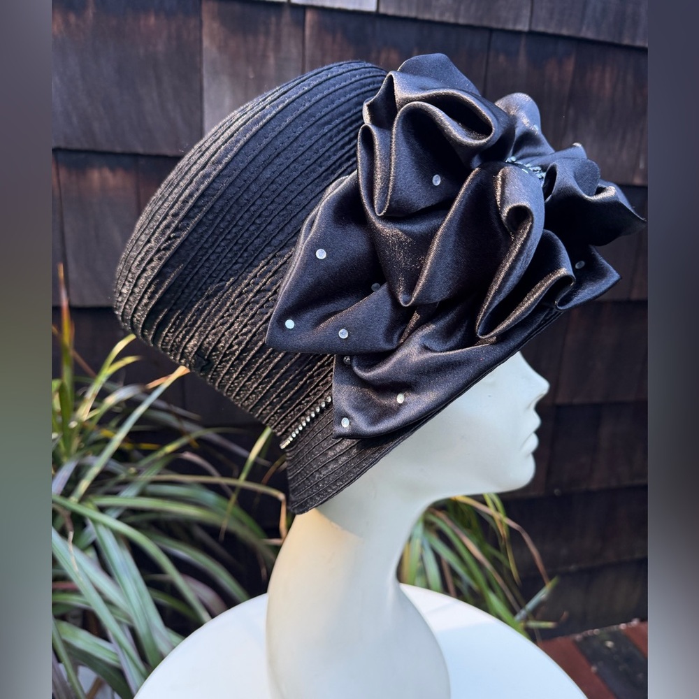 Vintage Mr. HI’s Classic hat black ribbed bucket with brim rhinestones Sz 22” 7